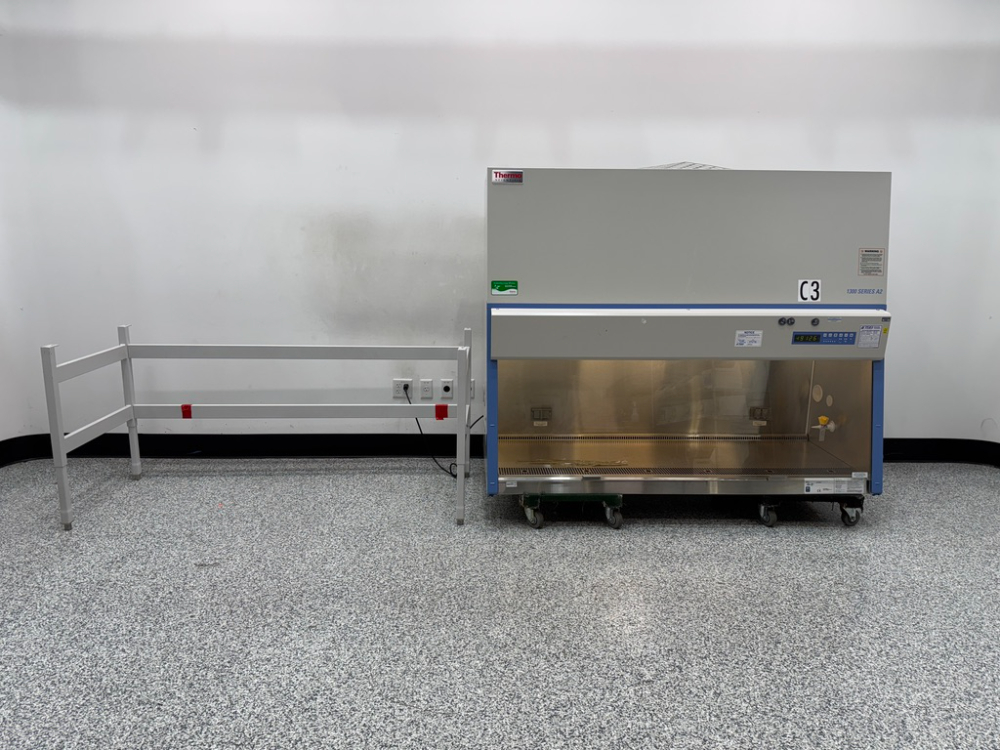 Image of Thermo 1300 Series A2 6' Biosafety Cabinet